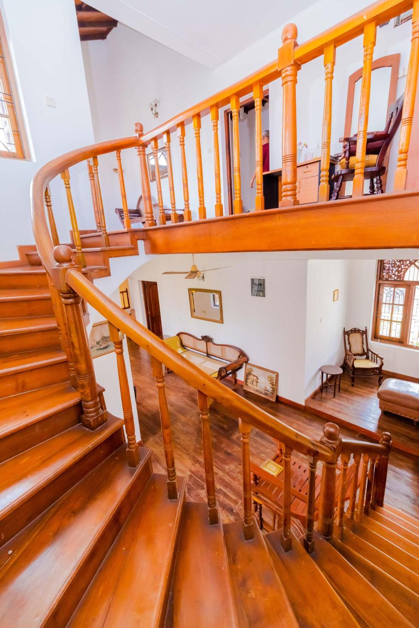 The Norfolk Heritage Airport Villa 카투나야크 외부 사진